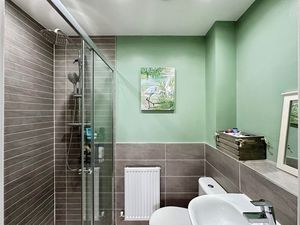 Photo 9- click for photo gallery